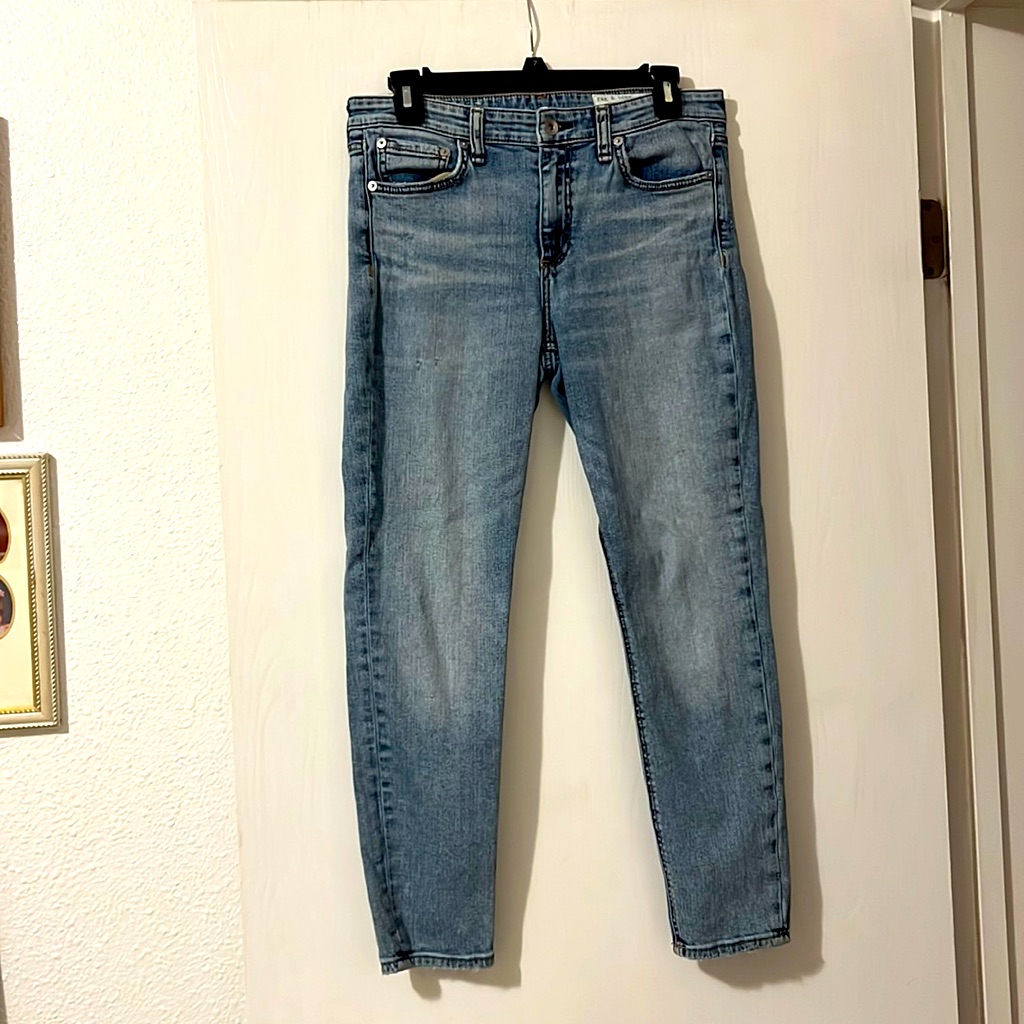 Almost New Rag & Bone Jeans. Mid-Rise, Skinny